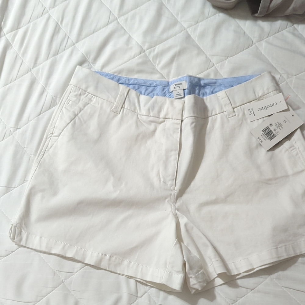 White Women's Shorts